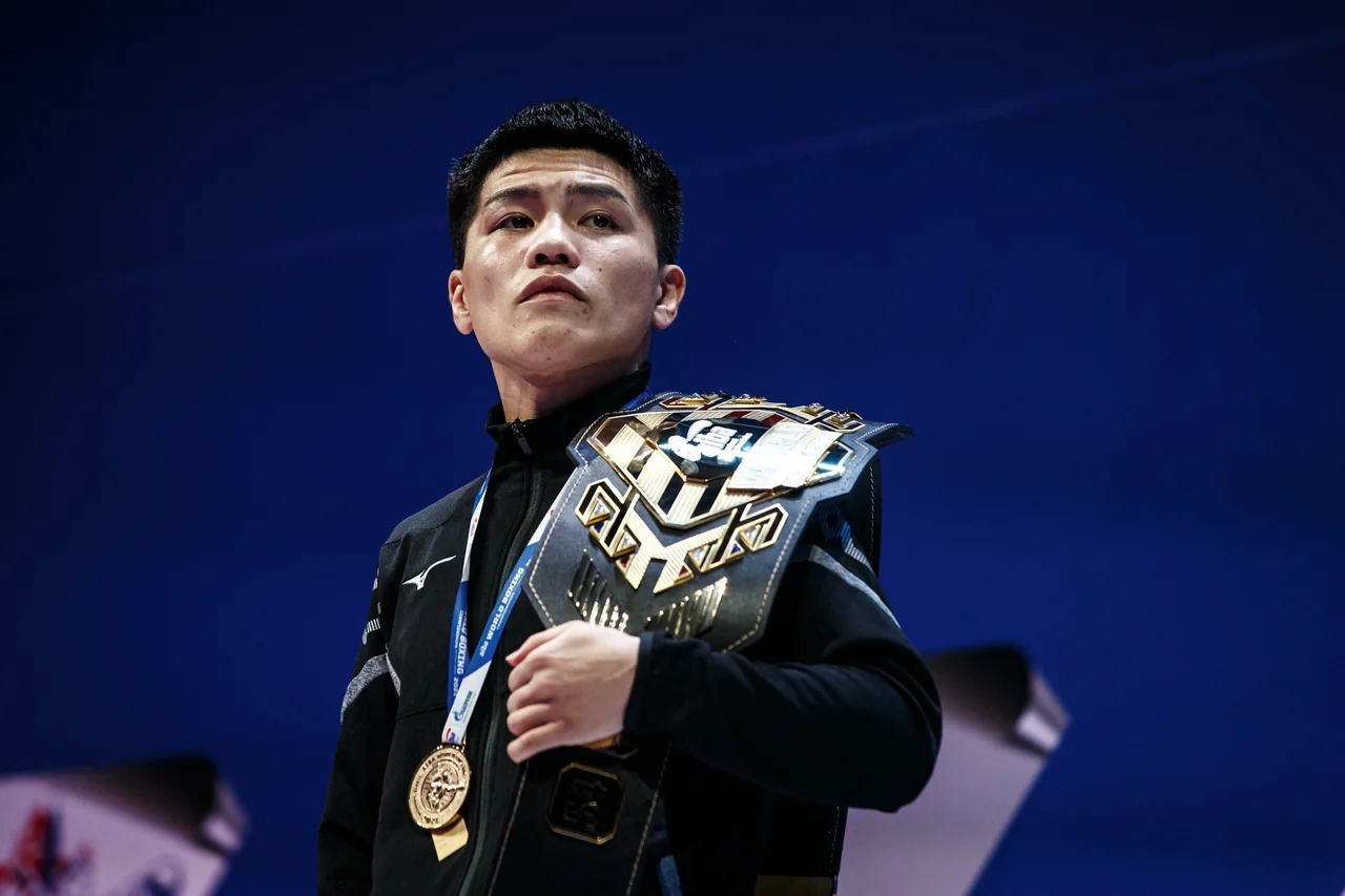 2021年世界選手権で金メダルを獲得した坪井智也